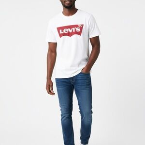 Levi's Men's White T-Shirt